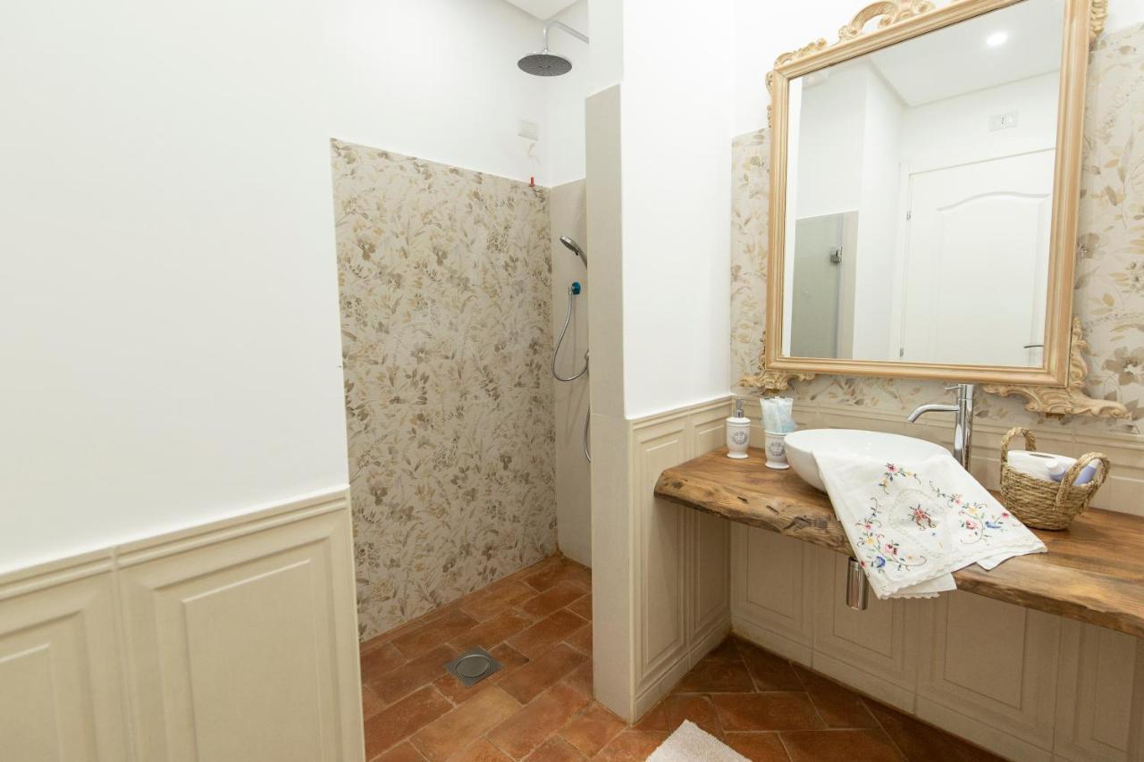 Dimora Mazzarino Apartment Napoli Bagian luar foto