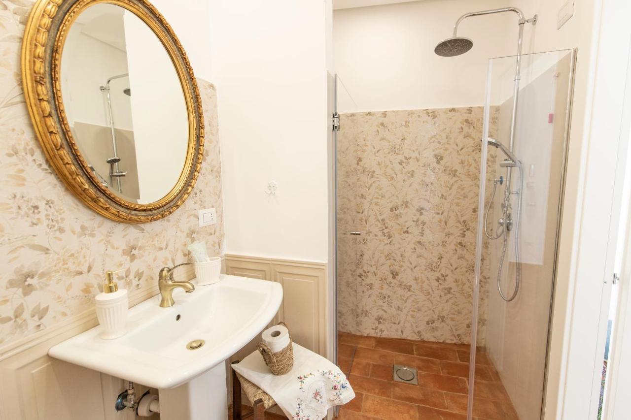 Dimora Mazzarino Apartment Napoli Bagian luar foto