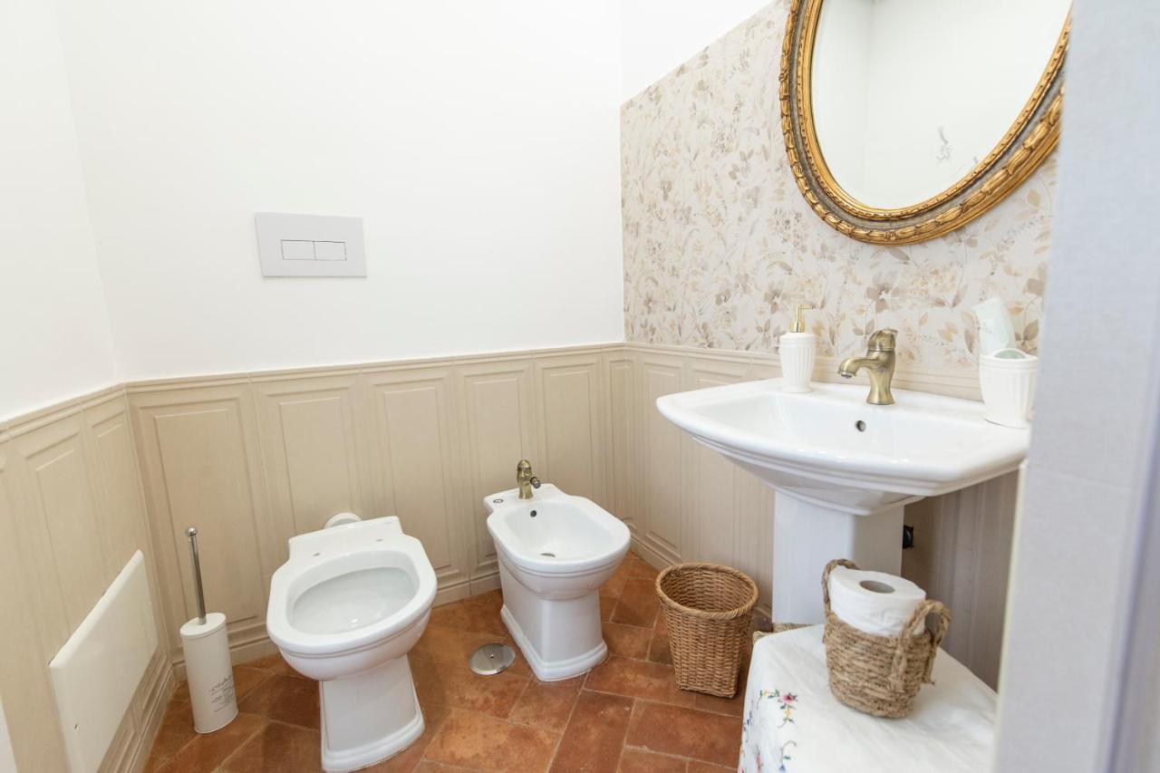 Dimora Mazzarino Apartment Napoli Bagian luar foto